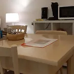 فندق مبيت وإفطار Maraval 3*