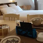 Bed and breakfast Maraval 3*